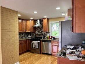 236 Wellesley Ct in Schaumburg, IL - Building Photo - Building Photo