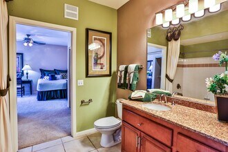 The Boulders at Lone Mountain in Las Vegas, NV - Foto de edificio - Building Photo