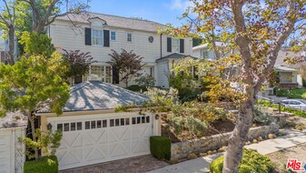 643 Westholme Ave in Los Angeles, CA - Building Photo