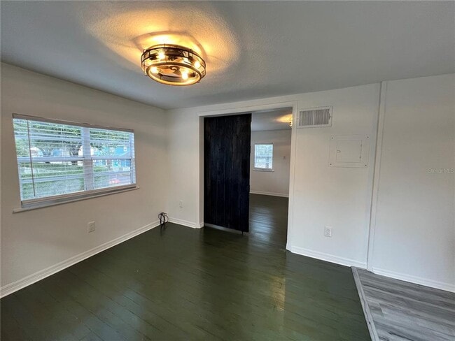 1314 E Gore St in Orlando, FL - Building Photo - Building Photo