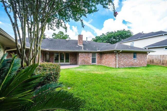 5347 Paisley Ln in Houston, TX - Building Photo - Building Photo