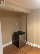 2 Tynevale Dr in Toronto, ON - Building Photo - Building Photo