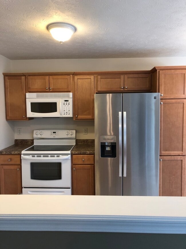 41 Arthurian Way in North Chili, NY - Building Photo - Building Photo