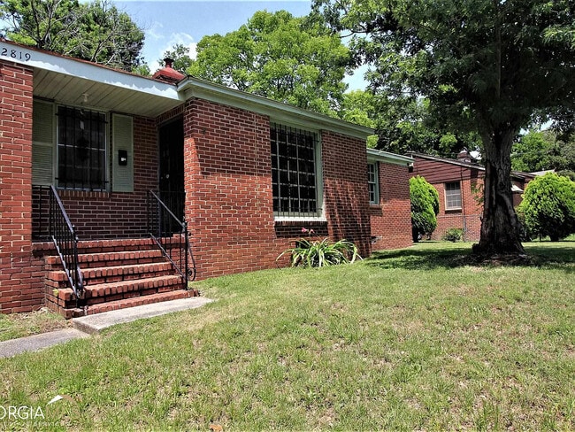 property at 2819 Schaul St