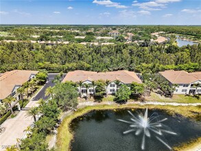 23550 Alamanda Dr in Bonita Springs, FL - Foto de edificio - Building Photo