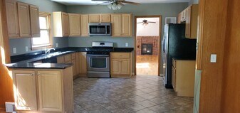 2923 Arthur St NE in Minneapolis, MN - Building Photo