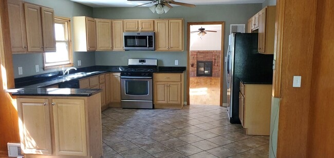 property at 2923 Arthur St NE