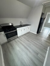 129 Hobson St, Unit 3 in Newark, NJ - Building Photo - Building Photo