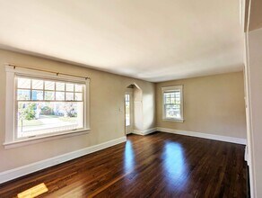 1497 Lauderdale Ave in Lakewood, OH - Building Photo - Building Photo