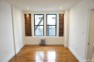 23 E 109th St-Unit -4-F in New York, NY - Building Photo - Building Photo