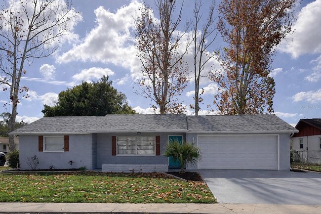 7924 Halsey Dr in Port Richey, FL - Foto de edificio - Building Photo