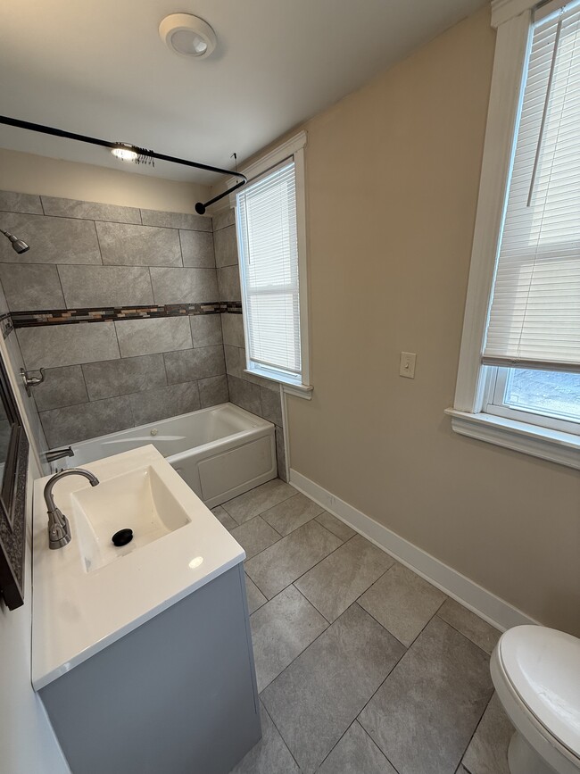 713 Clairmount Ave in Detroit, MI - Building Photo - Building Photo