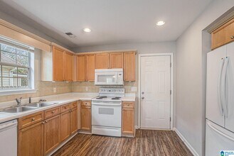 139 Flagstone Ln in Calera, AL - Building Photo - Building Photo