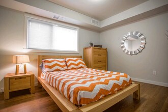 Madison Apartments in Regina, SK - Building Photo - Building Photo