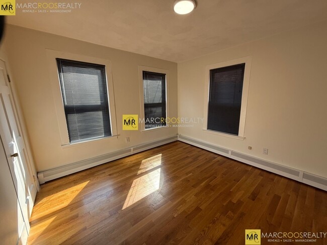 property at 2 Elbow St