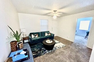 Alara in Odessa, TX - Foto de edificio - Building Photo