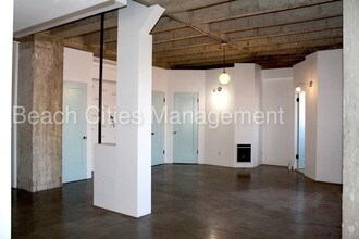 315 W 3rd St-Unit -403 in Long Beach, CA - Building Photo - Building Photo