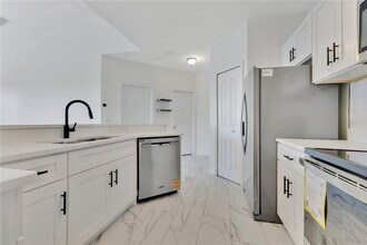 1440 Lake Shadow Cir in Maitland, FL - Building Photo - Building Photo