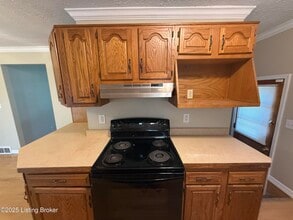 3110 Wilkie Rd in Louisville, KY - Building Photo - Building Photo