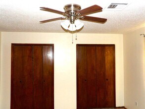 7904 NW Terrace Hills Blvd in Lawton, OK - Building Photo - Building Photo