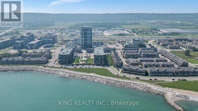 36 Andres Cmn in Grimsby, ON - Building Photo - Building Photo