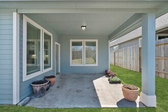 33130 School Hl Rd in Fulshear, TX - Building Photo - Building Photo