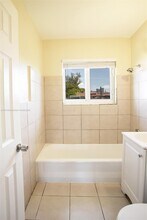 1225 SW 7th St in Miami, FL - Building Photo - Building Photo