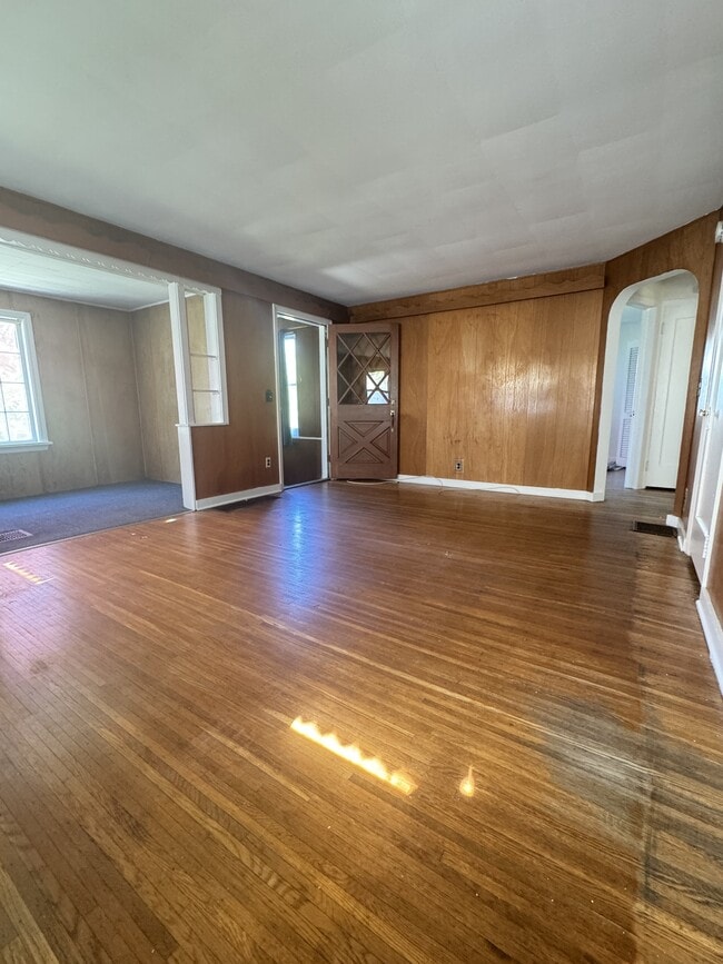 148 Ellsinore St in Rochester, NY - Building Photo - Building Photo