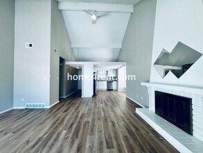 8130 Halsey St in Lenexa, KS - Building Photo - Building Photo