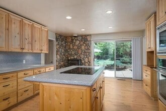 26232 Parkwood Dr E in Pioneer, CA - Building Photo - Building Photo