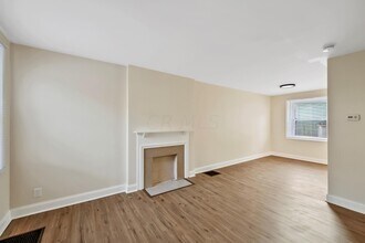 109 E Arcadia Ave in Columbus, OH - Building Photo - Building Photo