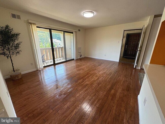 1502 The Woods in Cherry Hill Township, NJ - Building Photo - Building Photo