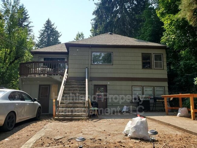 property at 1032 NE Monroe St