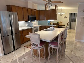32 Sonderhen Dr in Naples, FL - Building Photo - Building Photo