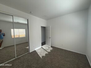 5318 W Maldonado Rd in Phoenix, AZ - Foto de edificio - Building Photo