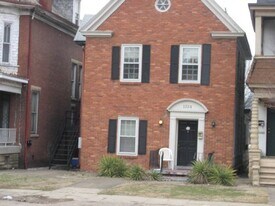 1324 5th Ave, Unit 1 in Huntington, WV - Building Photo