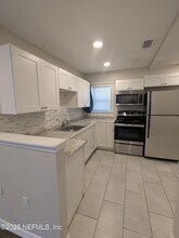 1053 Kenmore St in Jacksonville, FL - Building Photo - Building Photo