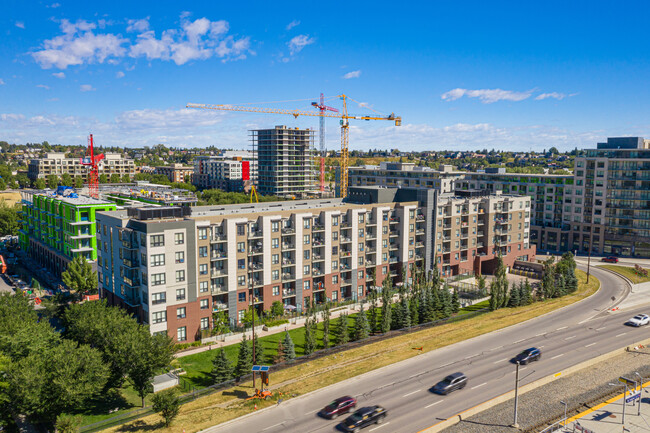 McPherson Place in Calgary, AB - Building Photo - Building Photo