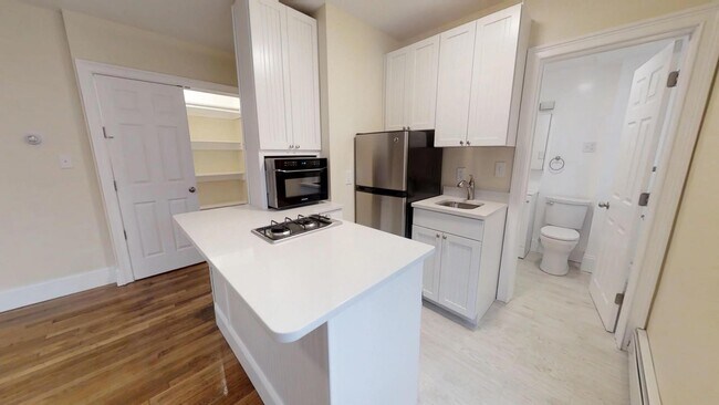65 Walden St, Unit 1R