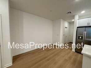 2601 Cloudview Privado in Ontario, CA - Building Photo - Building Photo