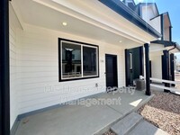 3909 Congaree Wy in Evans, CO - Foto de edificio - Building Photo