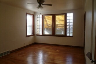 5747 Devonshire Ave in St. Louis, MO - Building Photo - Building Photo