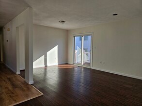 15 Pitcairn St-Unit -1 in Revere, MA - Building Photo - Building Photo