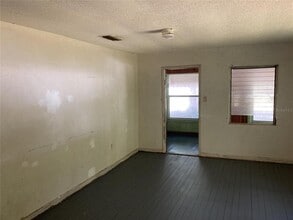 802 High St in Wildwood, FL - Building Photo - Building Photo