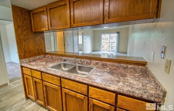 360 Jill Ct in Fernley, NV - Building Photo - Building Photo