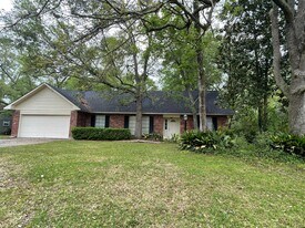 336 Country Club Blvd in Slidell, LA - Building Photo