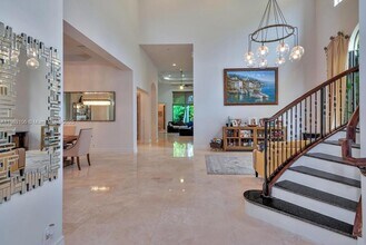 17931 Lake Azure Way in Boca Raton, FL - Building Photo - Building Photo