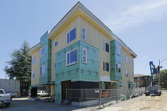 Granite Apartments in Eugene, OR - Building Photo - Building Photo