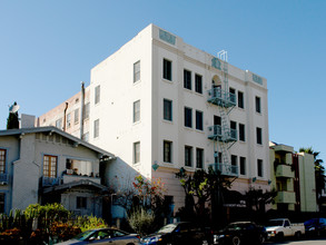 Edgemont Hollywood Apartments in Los Angeles, CA - Building Photo - Building Photo