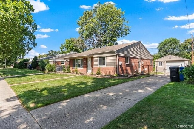 1257 Jerry Ave in Madison Heights, MI - Building Photo - Building Photo